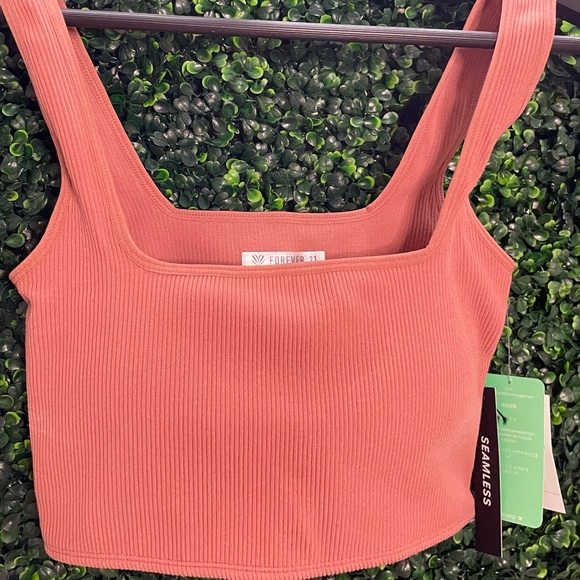 Forever 21 Coral Workout Crop Top - Picture 2 of 3